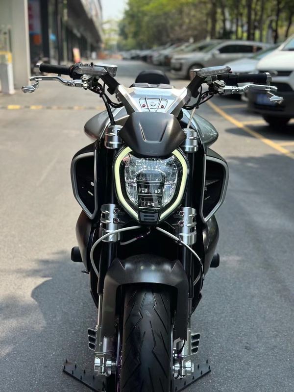 二手杜卡迪Diavel V4