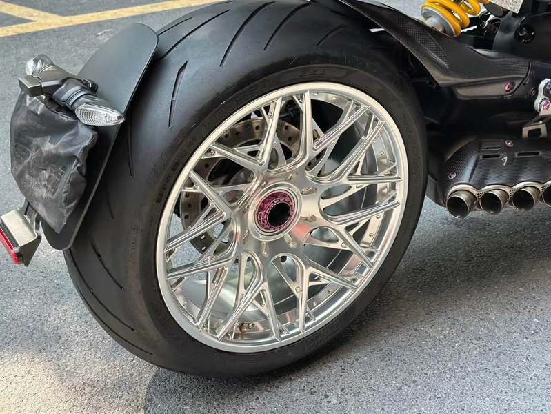 二手杜卡迪Diavel V4