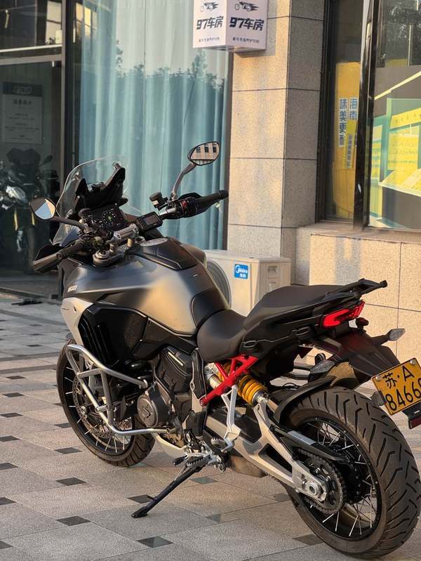 二手杜卡迪Multistrada V4