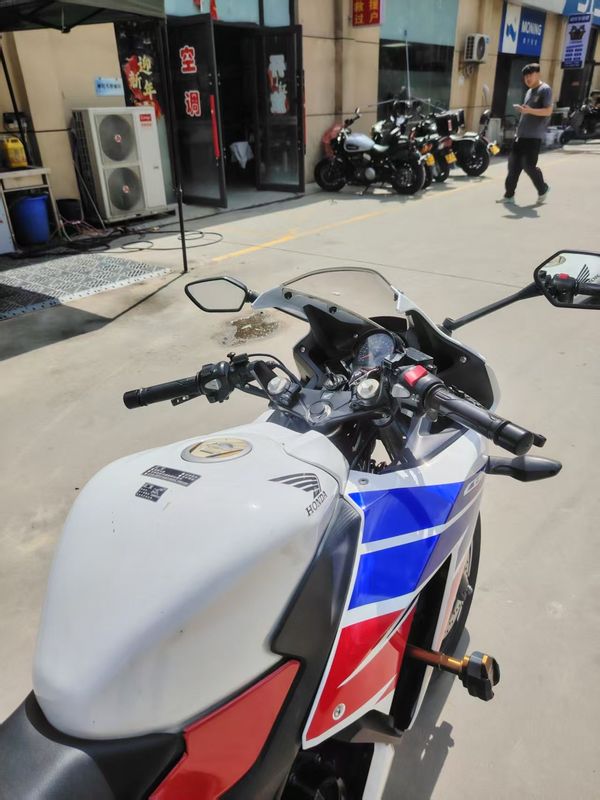 二手本田CBR300R