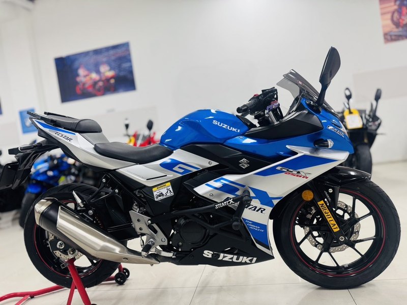 二手豪爵铃木GSX250R