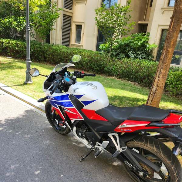 二手本田CBR300R