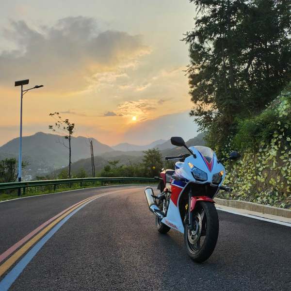 二手本田CBR300R