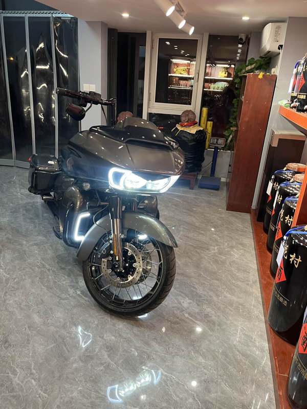二手哈雷戴维森公路滑翔 Road Glide