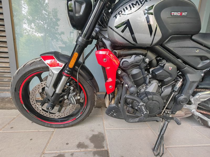 二手凯旋Trident 660