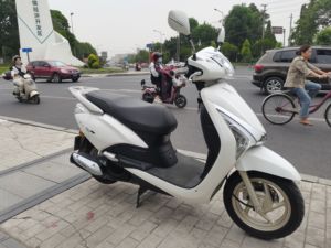 二手五羊本田SCR110 佳御