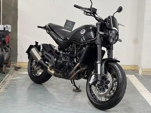 二手贝纳利幼狮 Leoncino 500