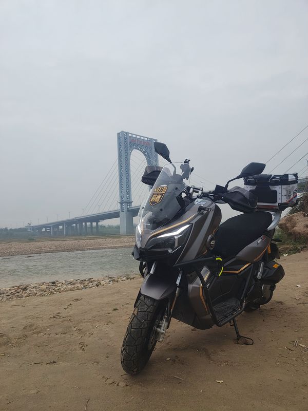 二手QJMOTOR鸿150ADV