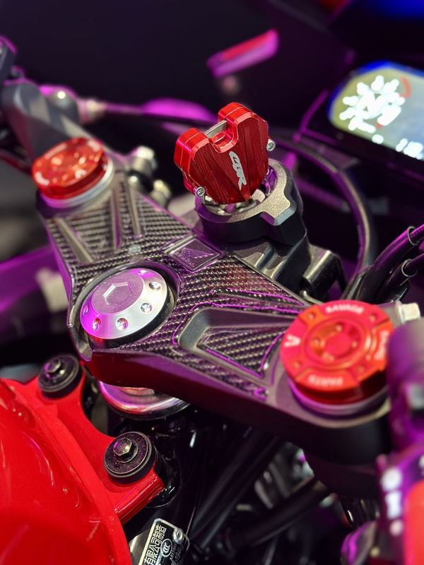 二手本田CBR400R