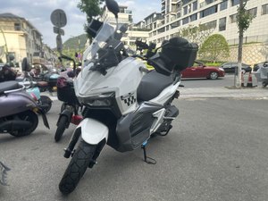 二手布雷斯通极宙 ADV150