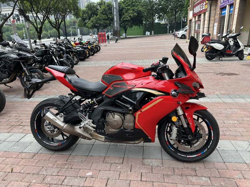二手QJMOTOR赛600