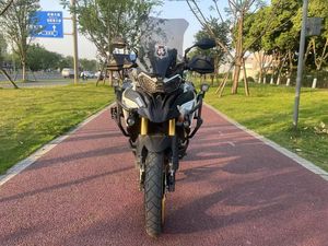 二手贝纳利TRK702