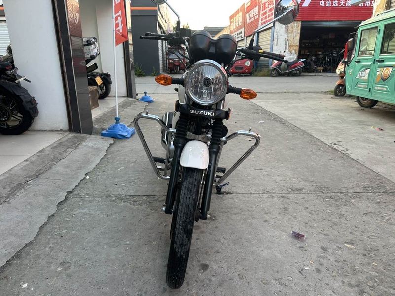 二手济南铃木酷飚150