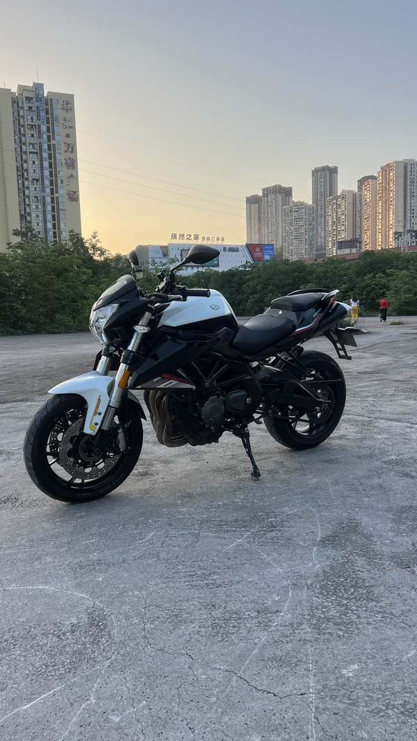 二手贝纳利TNT600i