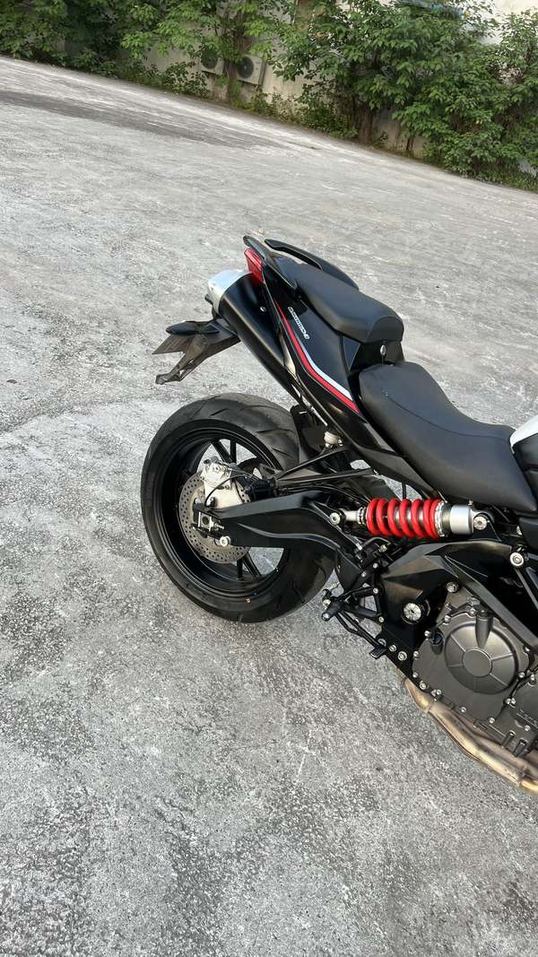 二手贝纳利TNT600i