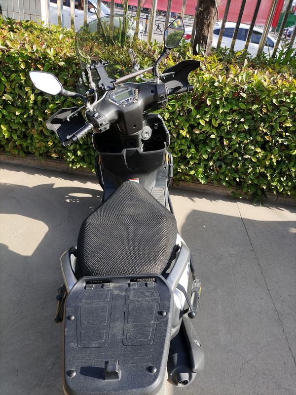 二手豪爵虎鲨VX125