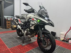 二手贝纳利金鹏 TRK502