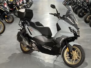 二手三阳哈士奇 Husky ADV300