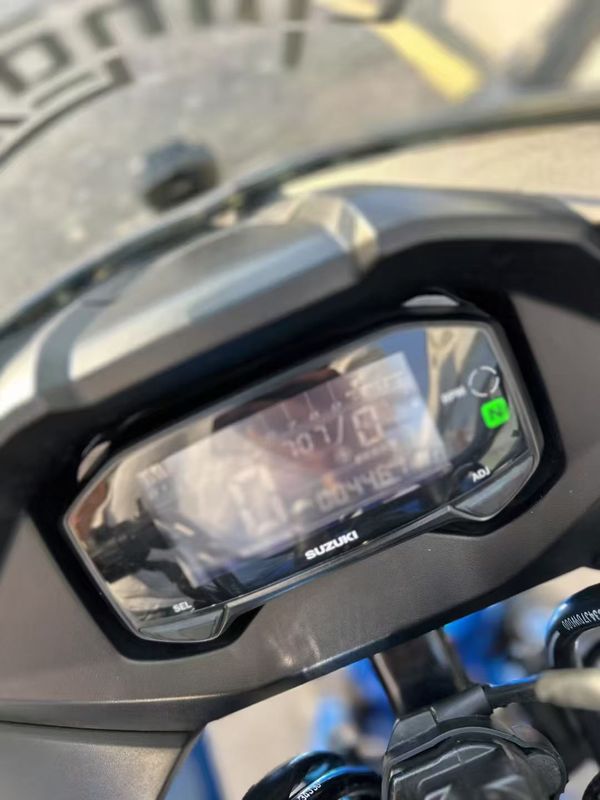 二手济南铃木极客飒 Gixxer 155