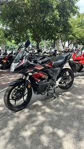 二手济南铃木极客飒 Gixxer 155