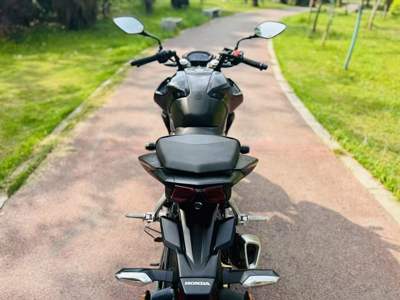 二手五羊本田CB190R 暴锋眼