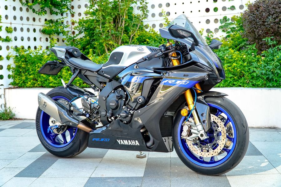 二手雅马哈YZF-R1