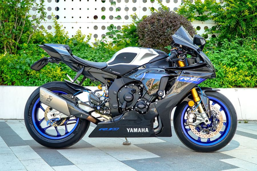 二手雅马哈YZF-R1