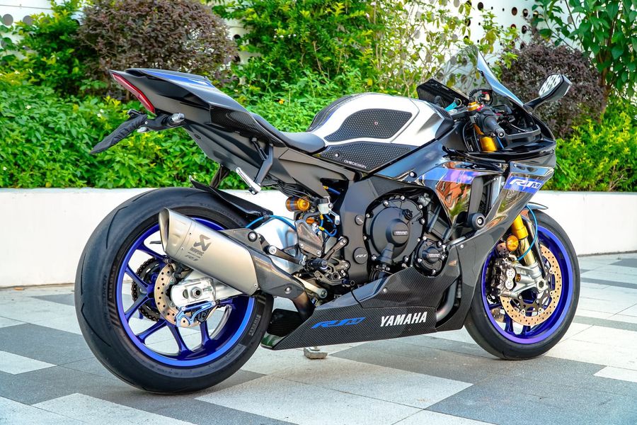 二手雅马哈YZF-R1