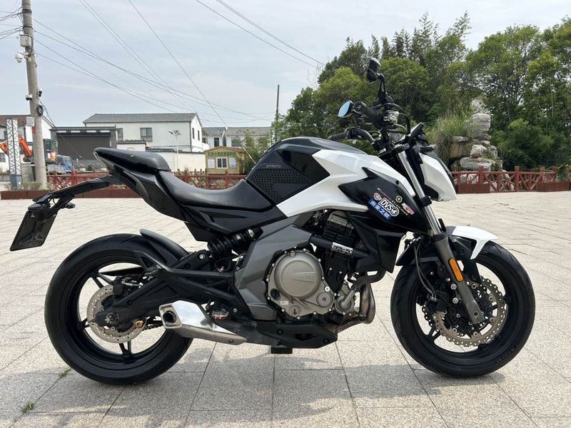 二手春风650NK