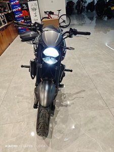 二手凯旋Trident 660