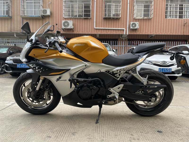 二手贝纳利龙卷风 Tornado 552R