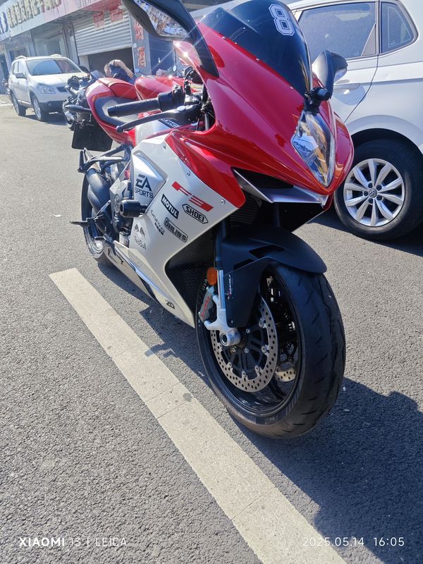 二手奥古斯塔F3 800