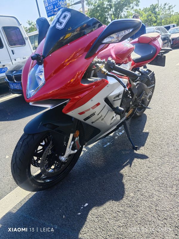 二手奥古斯塔F3 800