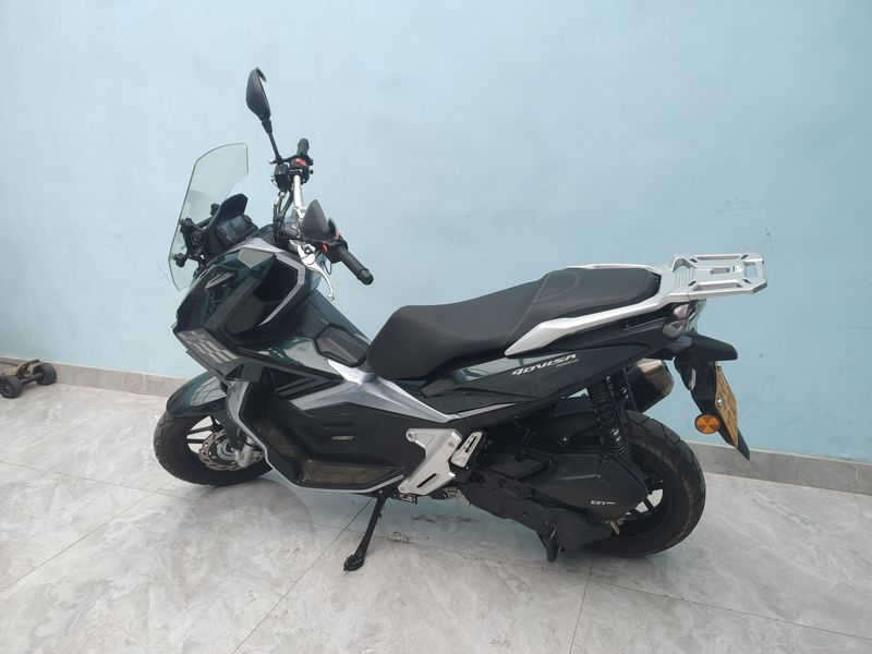 二手布雷斯通极宙 ADV150