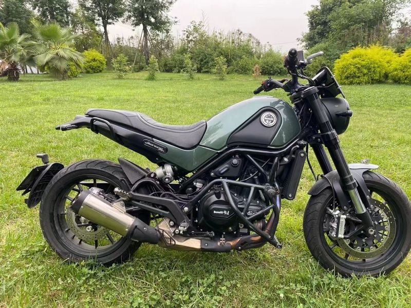 二手贝纳利幼狮 Leoncino 500