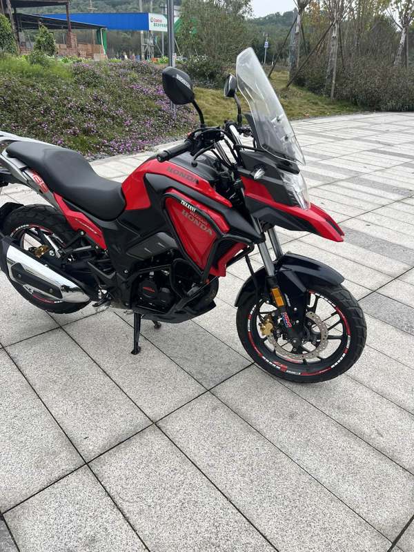 二手五羊本田猛鸷 CB190X