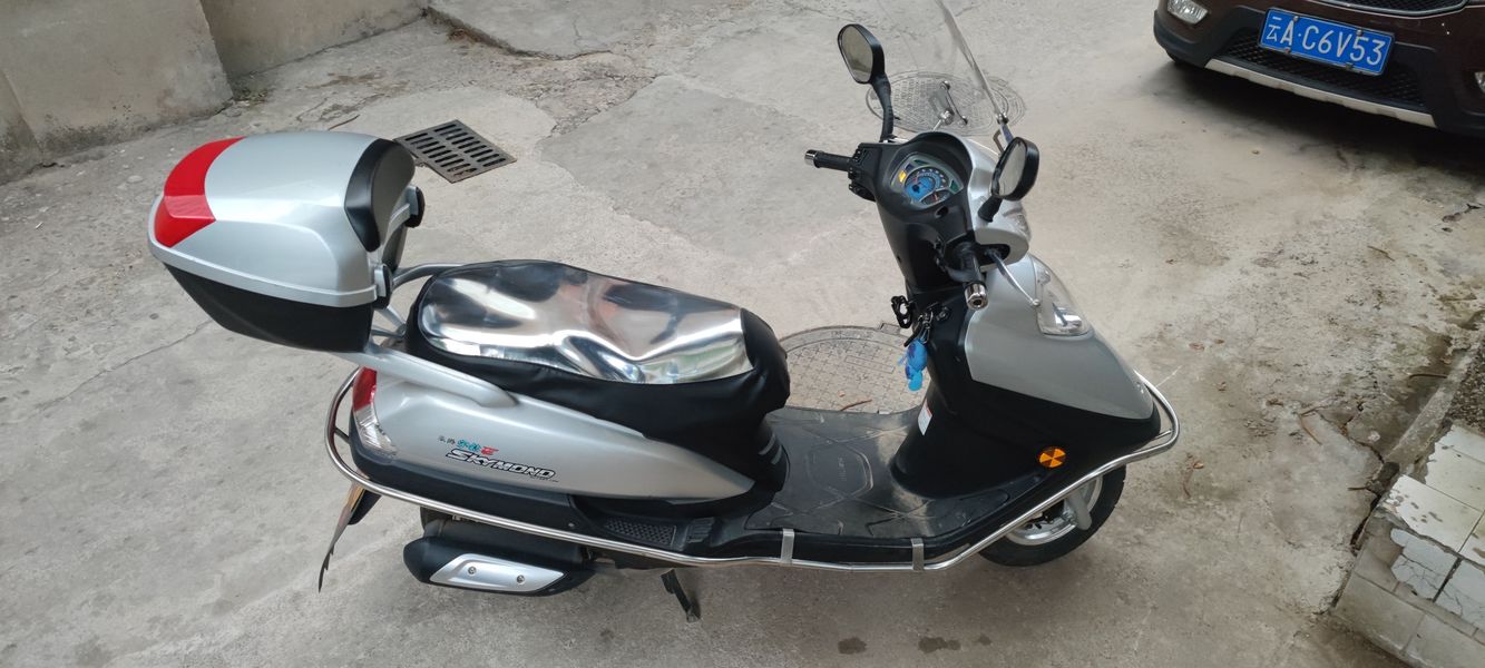 二手豪爵宇钻HJ125T-10