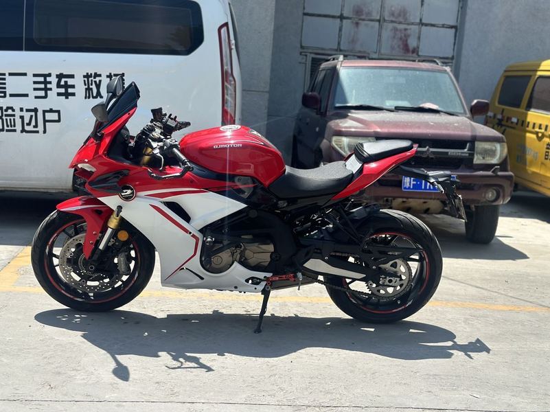 二手QJMOTOR赛600