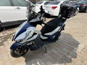 二手五羊本田NX125