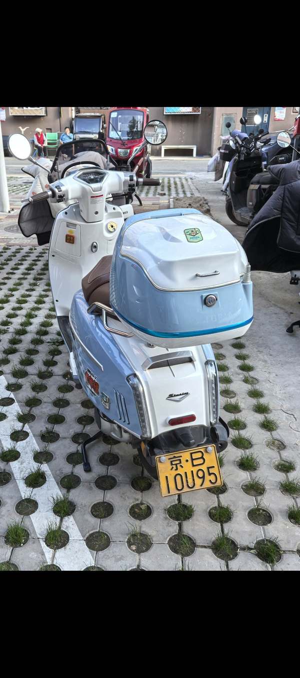 二手维多利亚Sixties 300i