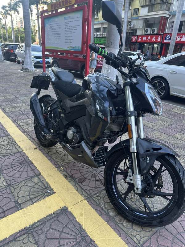 二手贝纳利小迅龙 BN150S