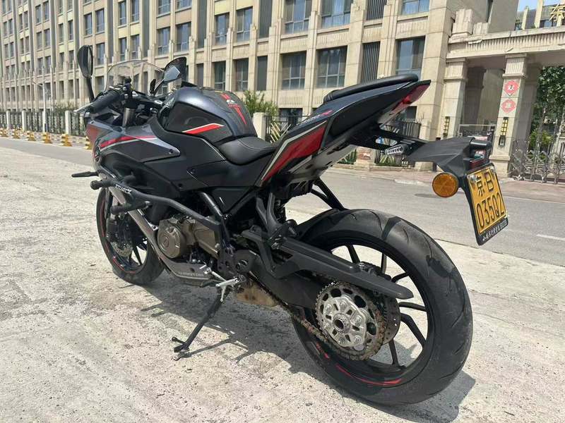 二手QJMOTOR赛400