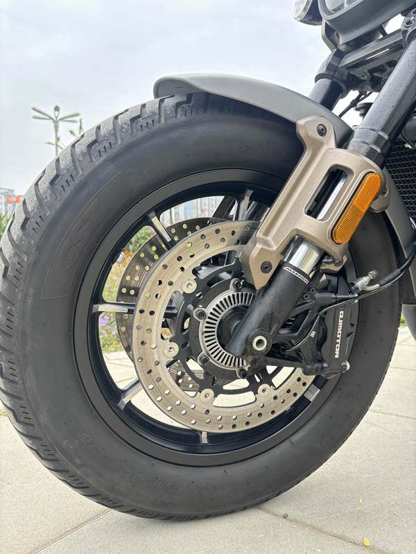 二手QJMOTOR闪700