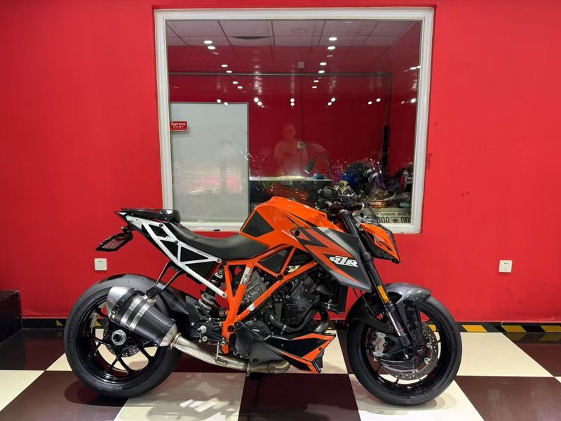 二手KTMR2R1290 Super Duke