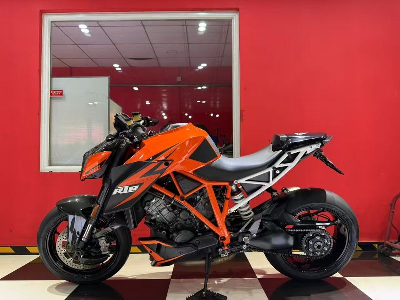 二手KTMR2R1290 Super Duke