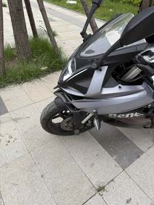 二手贝纳利龙卷风 Tornado 302R