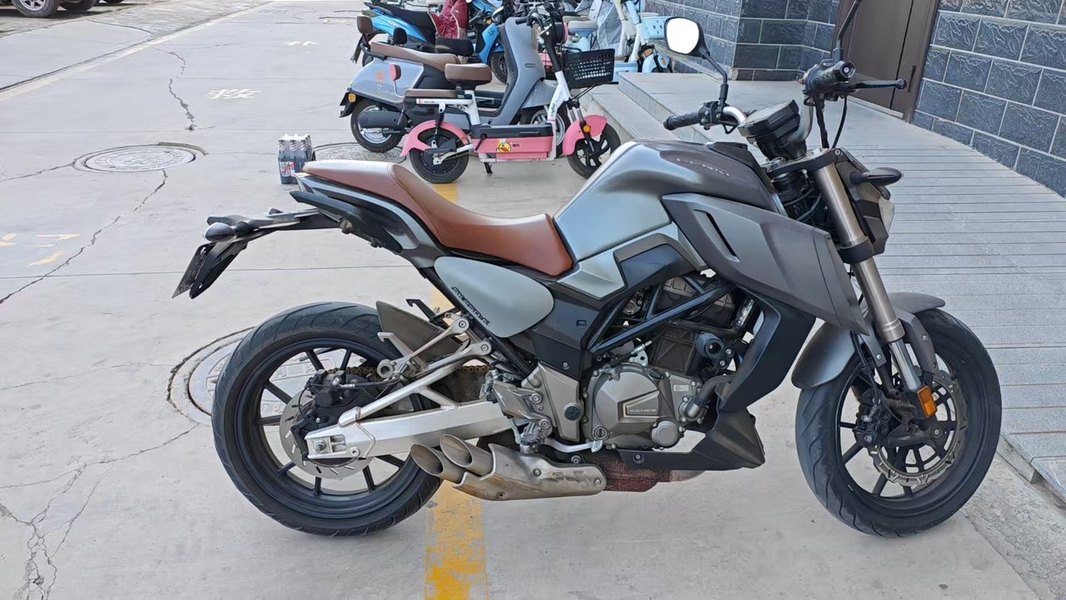 二手森科金刚魔兽 SK 250-K