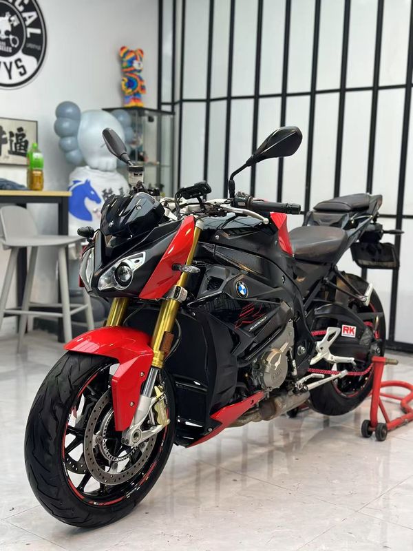 二手宝马S 1000 R