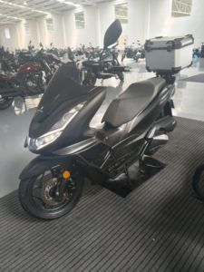 二手五羊本田PCX