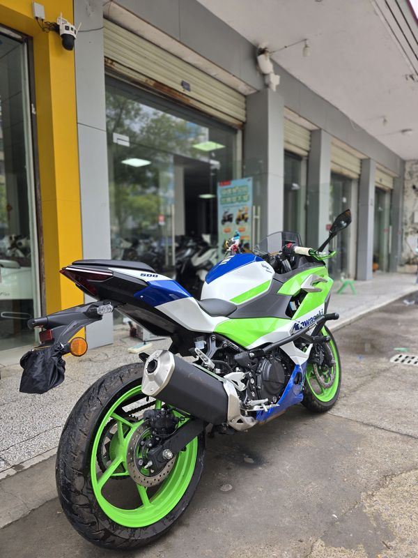 二手川崎Ninja 500